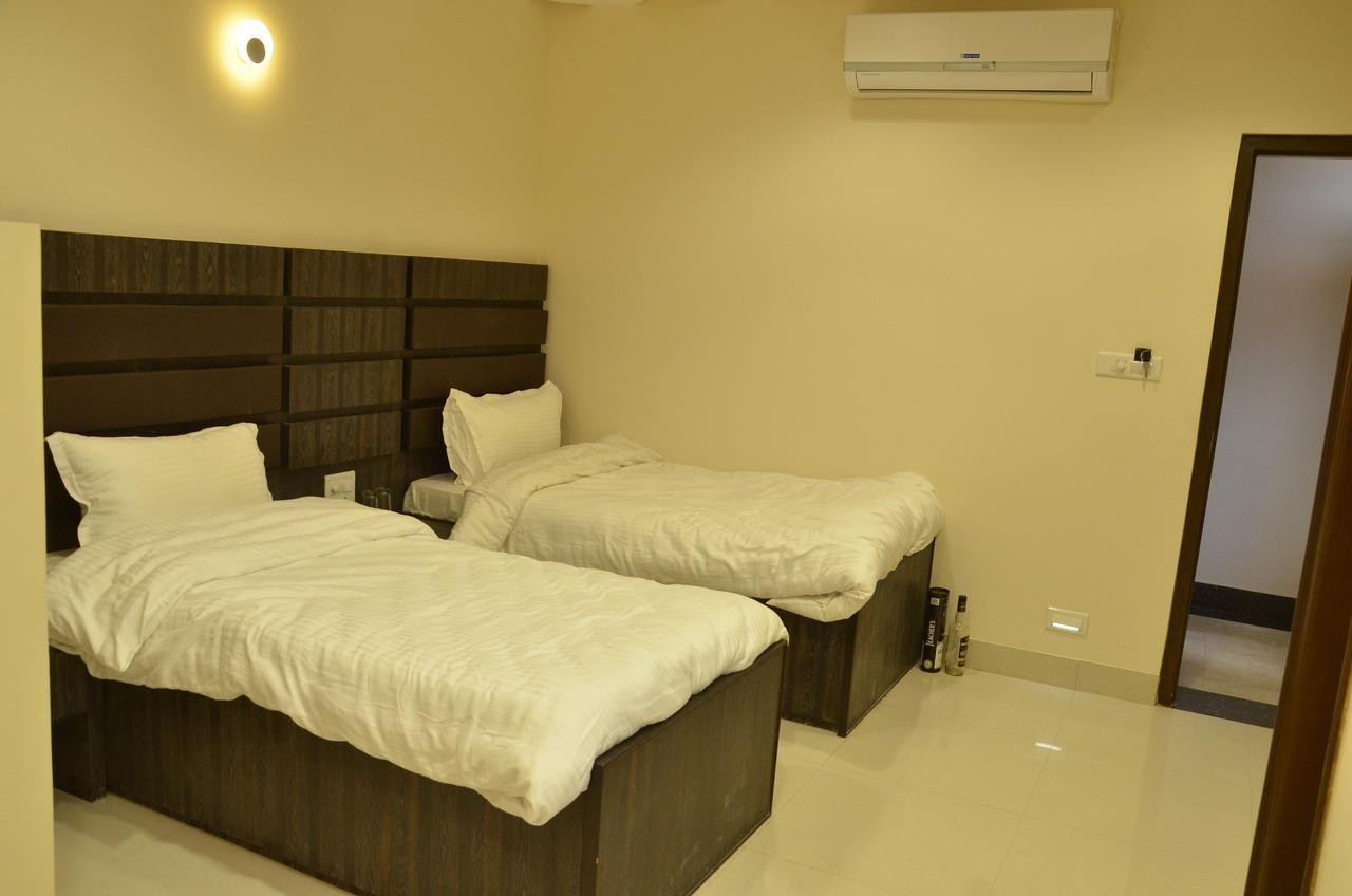 Hotel Bellevue Inn Gangānagar Εξωτερικό φωτογραφία