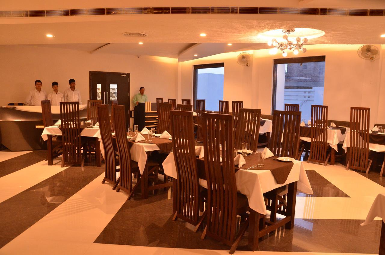 Hotel Bellevue Inn Gangānagar Εξωτερικό φωτογραφία